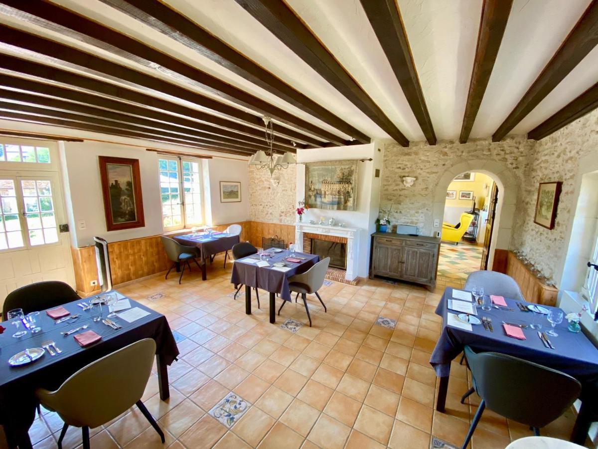 Sans Souci Bed And Breakfast Luxe Heated Pool And Restaurant Luzillé エクステリア 写真