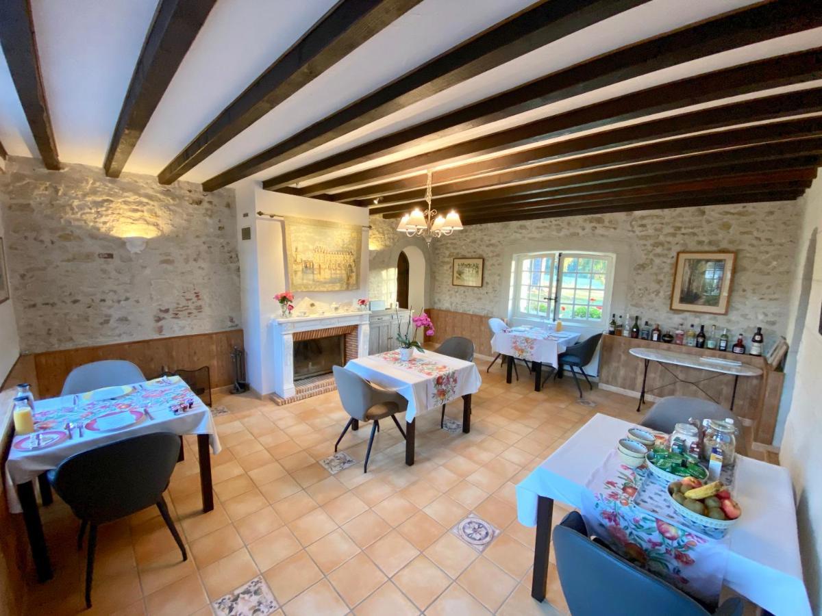 Sans Souci Bed And Breakfast Luxe Heated Pool And Restaurant Luzillé エクステリア 写真