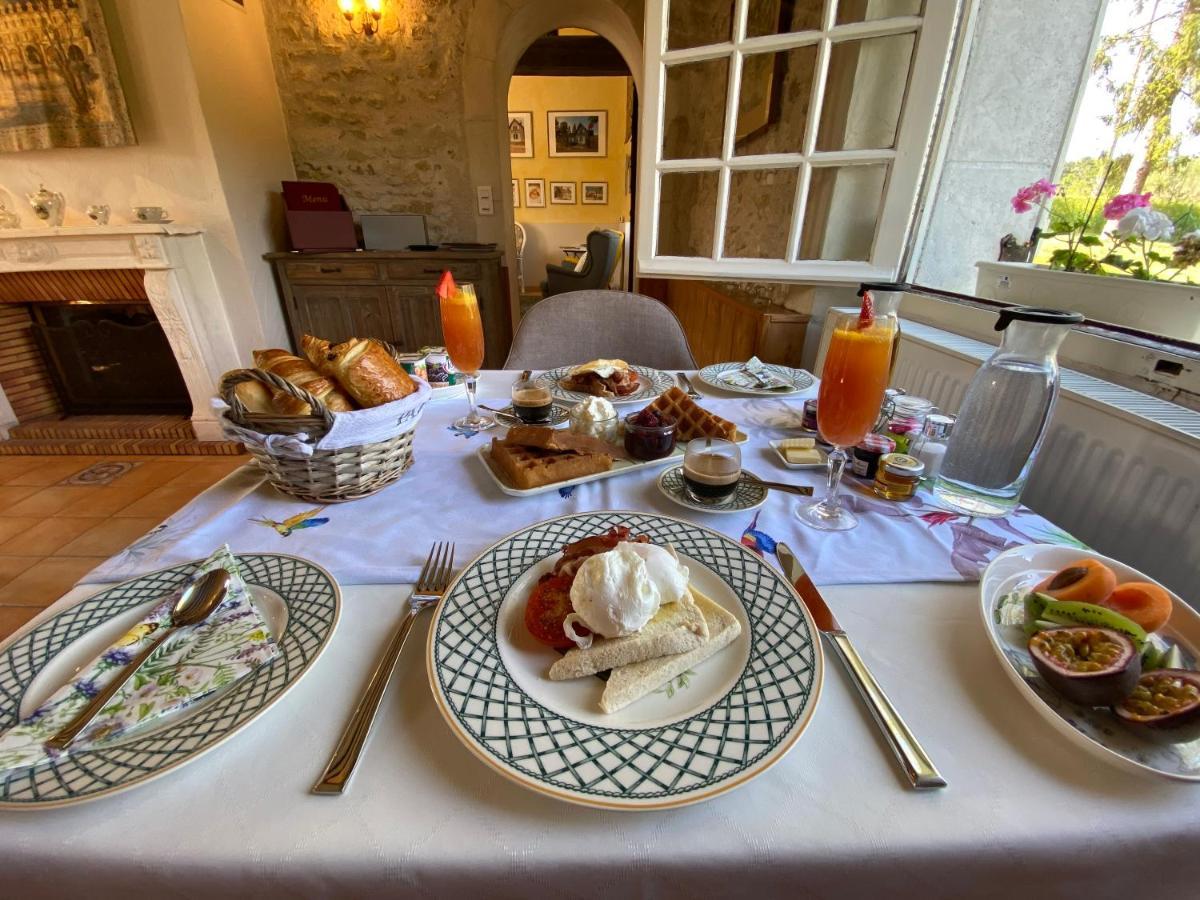 Sans Souci Bed And Breakfast Luxe Heated Pool And Restaurant Luzillé エクステリア 写真
