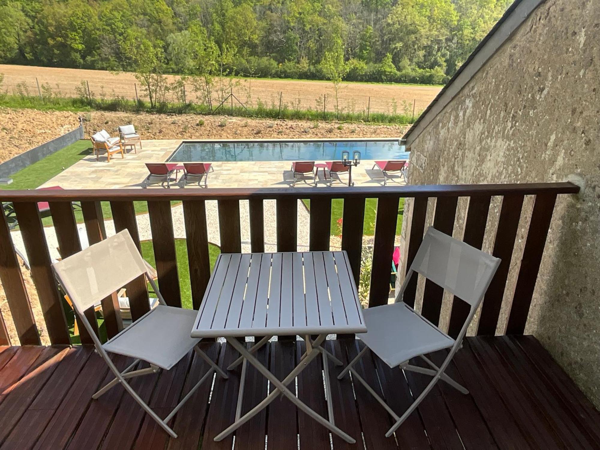 Sans Souci Bed And Breakfast Luxe Heated Pool And Restaurant Luzillé エクステリア 写真